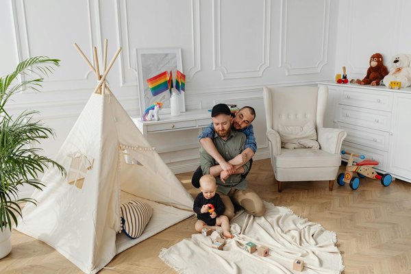 Les étapes clés pour favoriser l'éveil et le développement de la petite enfance